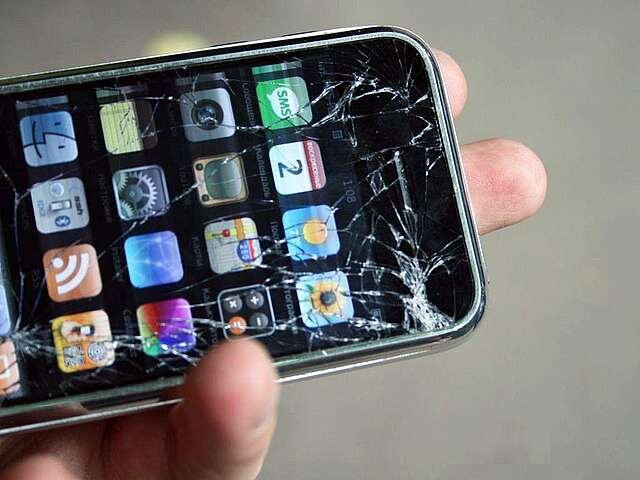 Самостоятельная замена стекла iPhone 5