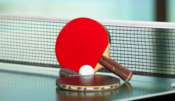 Настольный теннис или пин-понг.